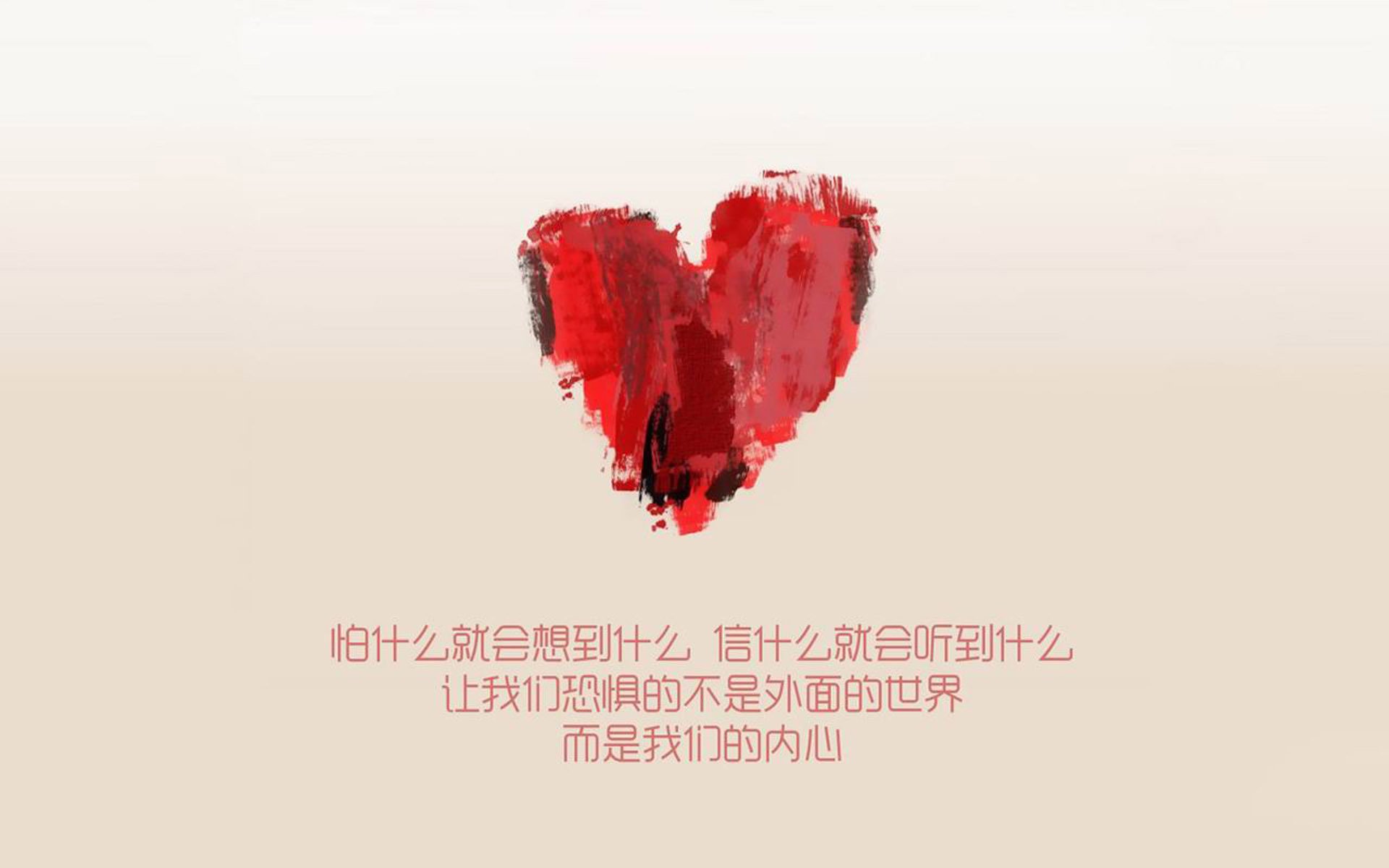 女子蝶泳赛场再现张雨霏风采，张雨霏晋级蝶泳决赛视频